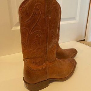 Frye Cowboy Boots Size 7.5 Womens